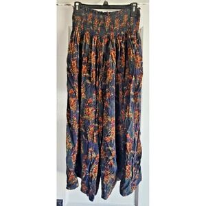 NATURAL LIFE smocked waist floral wide leg pants pull on womens Small